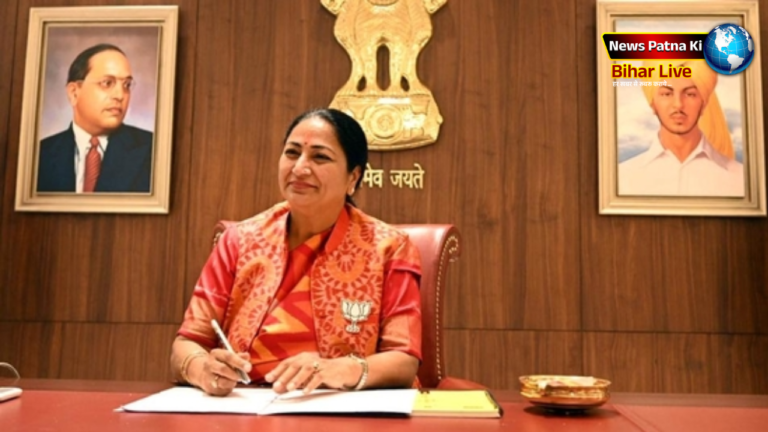 Delhi CM News : CM बनते ही एक्शन में रेखा गुप्ता, आतिशी के सभी निजी स्टाफ की छुट्टी, अफसरों को मूल कैडर में भेजा